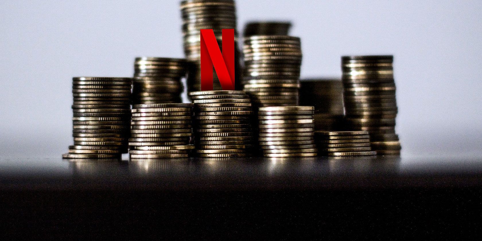 how-does-netflix-make-money-makeuseof