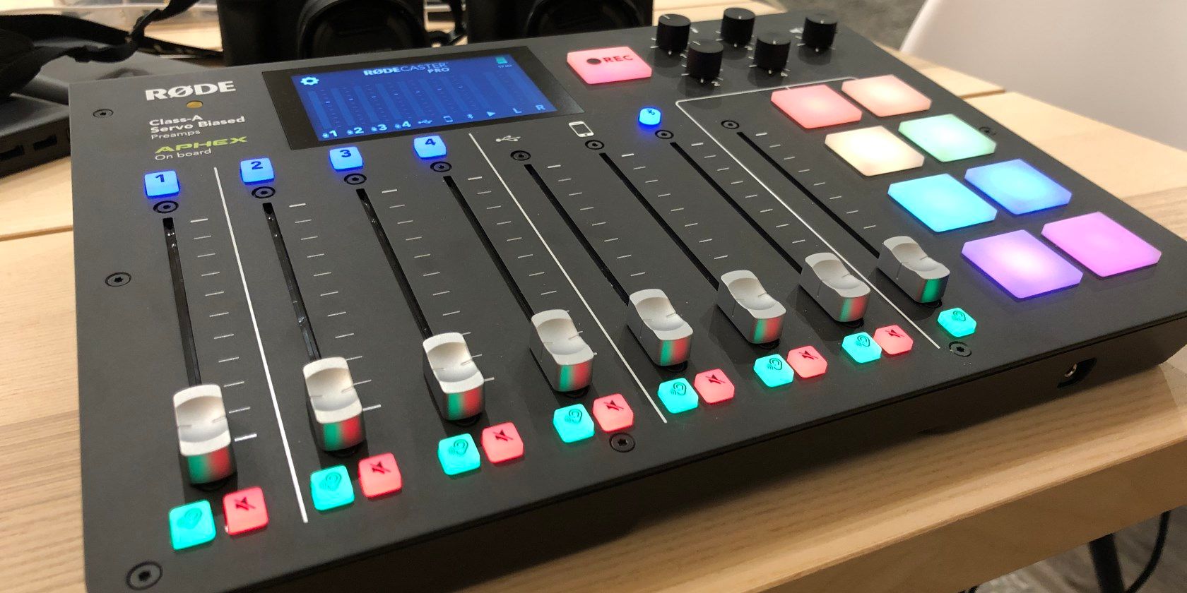 R\u00d8DECaster Pro: The Portable Studio Every Podcaster Needs!