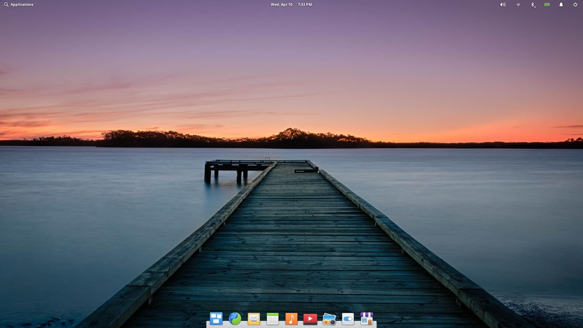 elementaryOS default background - Qual è il miglior distro Linux per laptop?